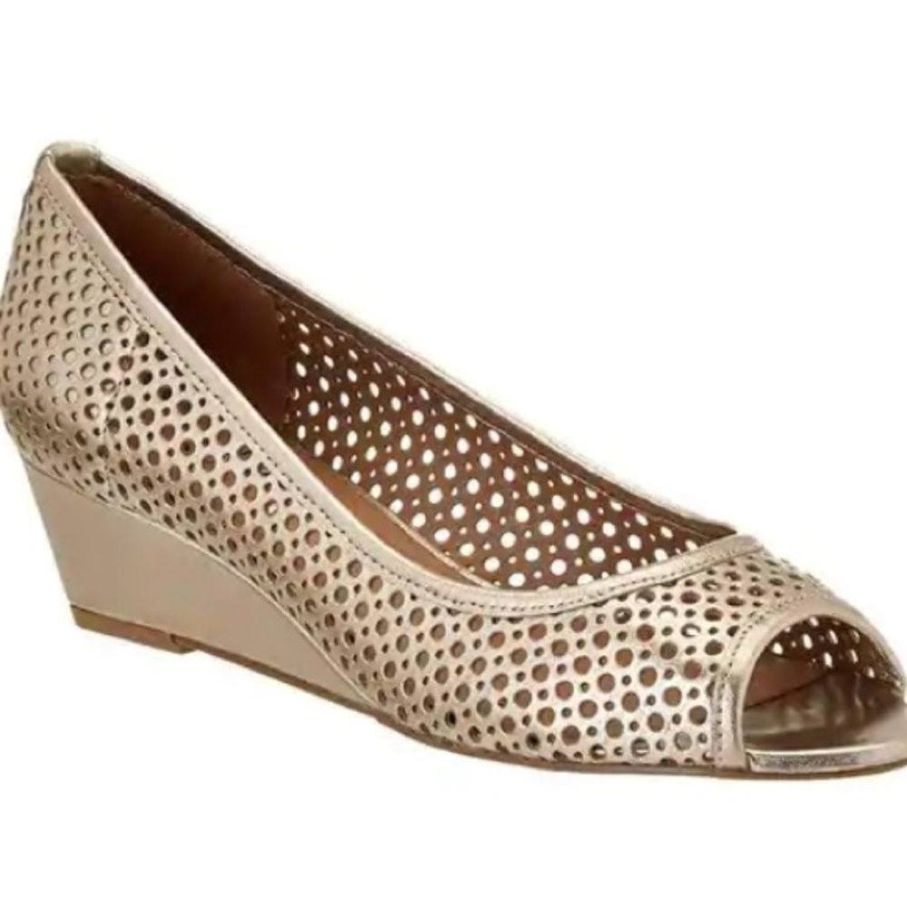 FSNY Gold Necessary Wedge Pump